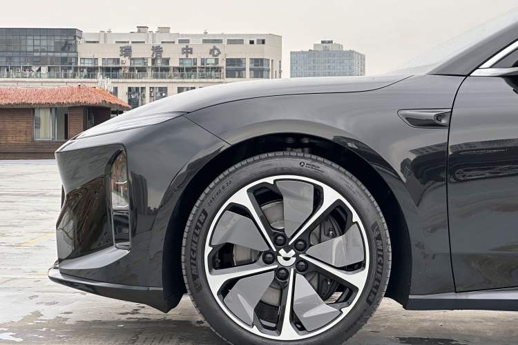 Used Nio ET5T 2025 75 kWh Touring Exterior 6