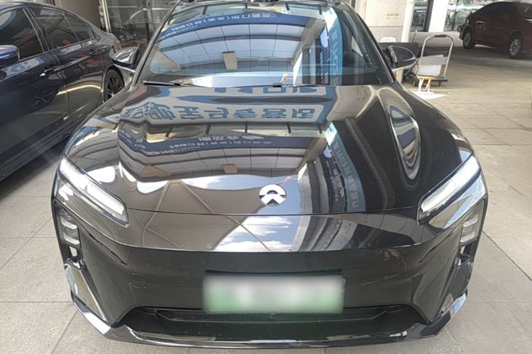 Used Nio ET5T 2025 100kWh Touring Front