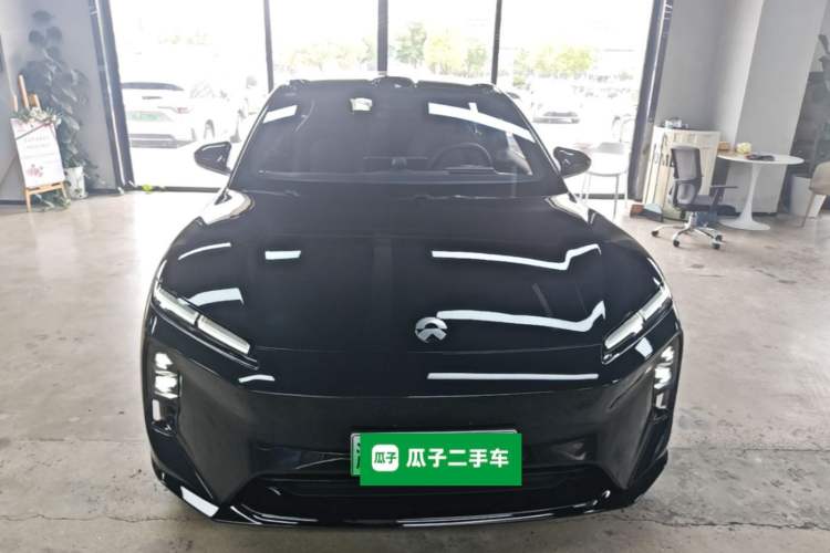 Used Nio ET5T 2025 Model Champion Commemorative Edition, 75kWh Touring Front