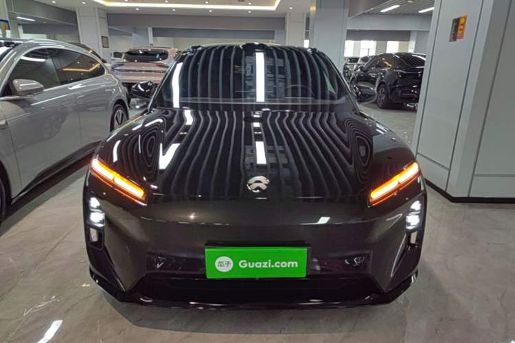 Used Nio ET5T 2025 75 kWh Touring Front
