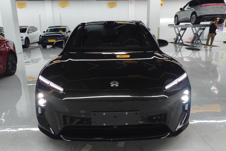 Used Nio ET5T 2025 75 kWh Touring Front