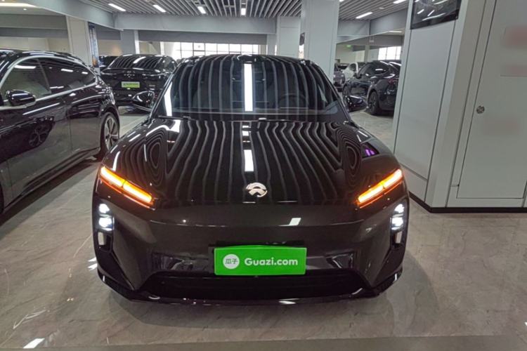 Used Nio ET5T 2025 75 kWh Touring Front
