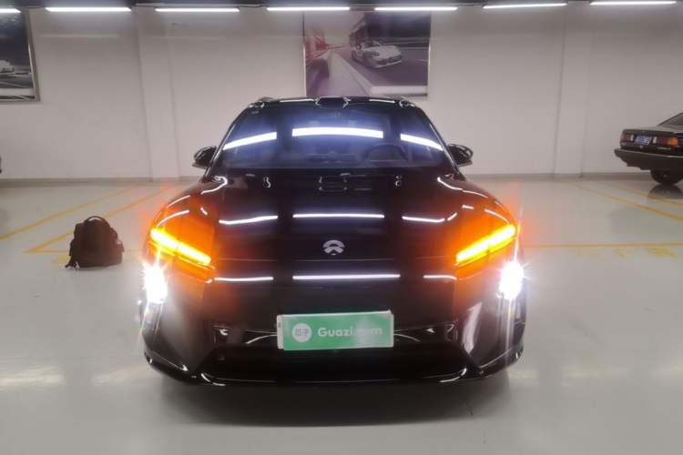 Used Nio ET5T 2025 75 kWh Touring Front