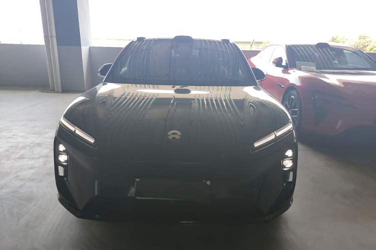 Used Nio ET5T 2025 75 kWh Touring Front