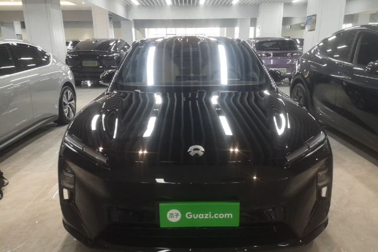 Used Nio ET5T 2025 75 kWh Touring Front