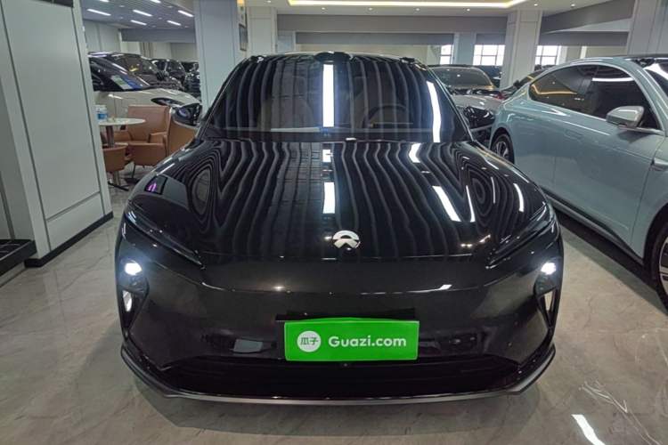 Used Nio ET5T 2025 75 kWh Touring Front