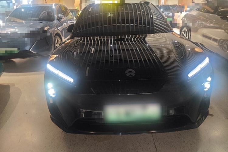 Used Nio ET5T 2025 Model Shadow Package Limited Edition, 75kWh Touring Front