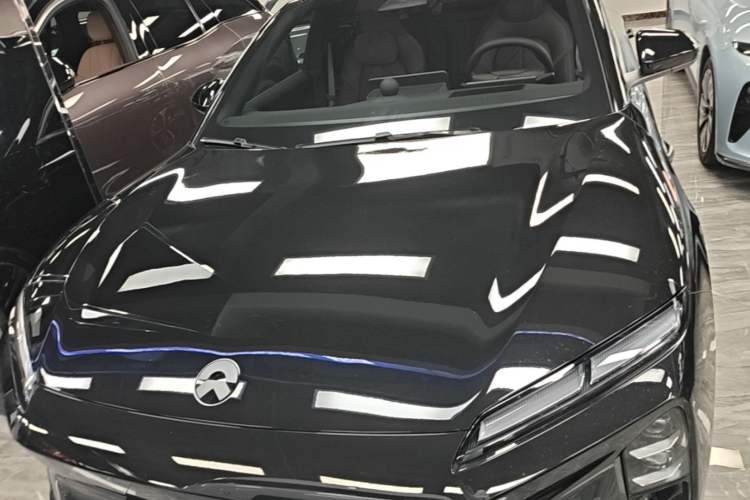 Used Nio ET5T 2025 75 kWh Touring Front