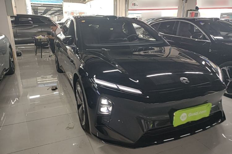 Used Nio ET5T 2025 75 kWh Touring Front Right 45 Deg