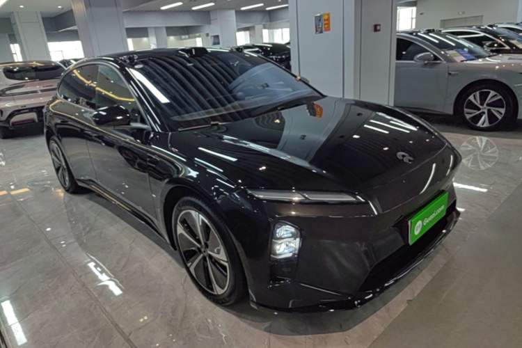 Used Nio ET5T 2025 75 kWh Touring Front Right 45 Deg