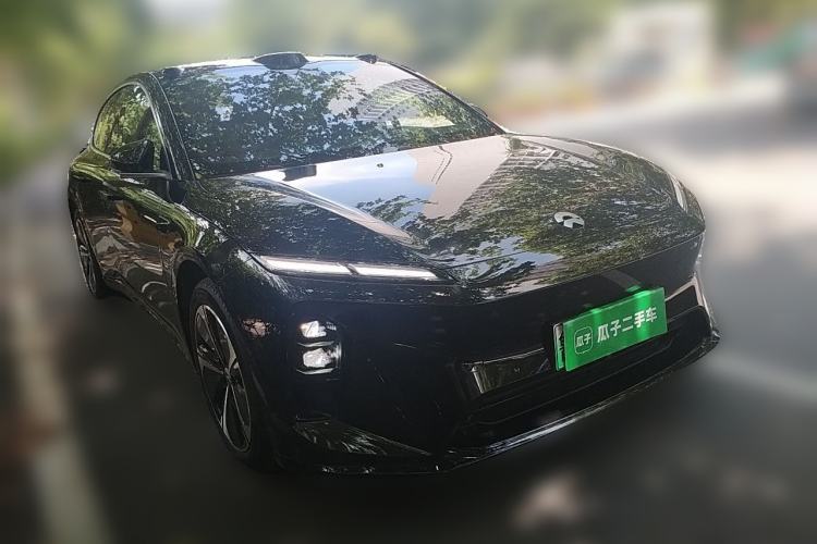 Used Nio ET5T 2025 75 kWh Touring Front Right 45 Deg