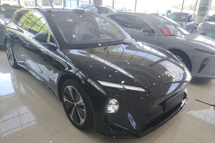 Used Nio ET5T 2025 75 kWh Touring Front Right 45 Deg