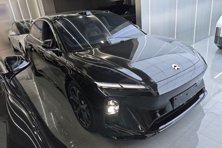 Used Nio ET5T 2025 100kWh Touring Front Right 45 Deg