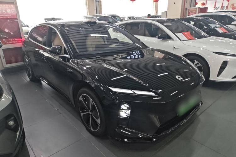 Used Nio ET5T 2025 75 kWh Touring Front Right 45 Deg