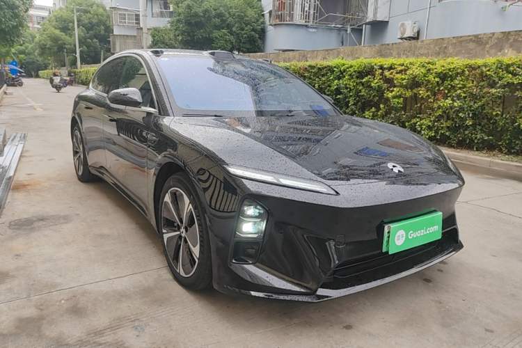 Used Nio ET5T 2025 75 kWh Touring Front Right 45 Deg