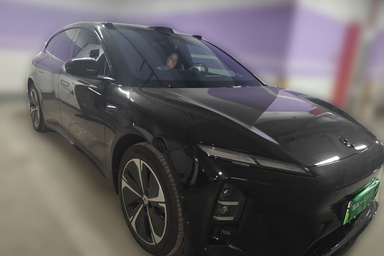 Used Nio ET5T 2025 100kWh Touring Front Right 45 Deg