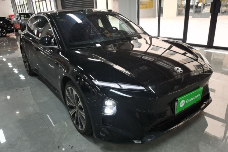 Used Nio ET5T 2025 75 kWh Touring Front Right 45 Deg