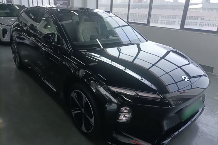 Used Nio ET5T 2025 75 kWh Touring Front Right 45 Deg