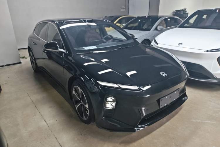 Used Nio ET5T 2025 75 kWh Touring Front Right 45 Deg
