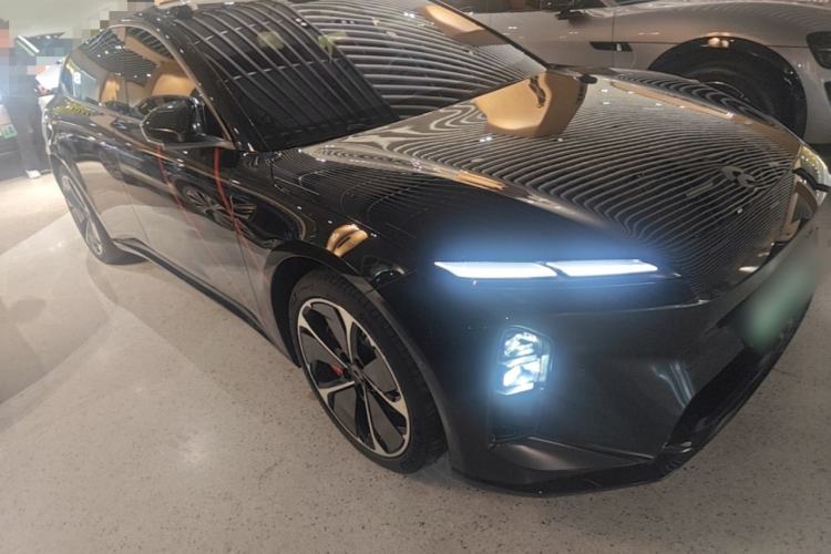 Used Nio ET5T 2025 Model Shadow Package Limited Edition, 75kWh Touring Front Right 45 Deg