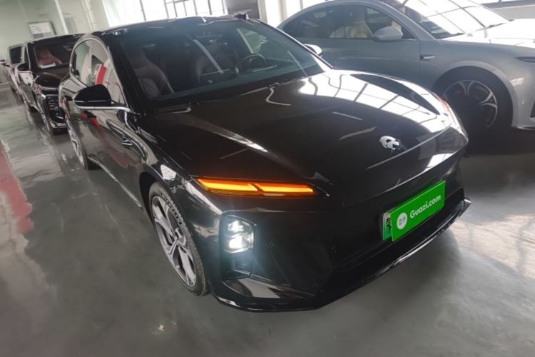 Used Nio ET5T 2025 75 kWh Touring Front Right 45 Deg