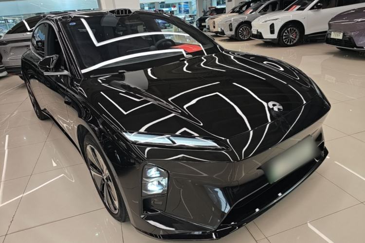 Used Nio ET5T 2025 75 kWh Touring Front Right 45 Deg