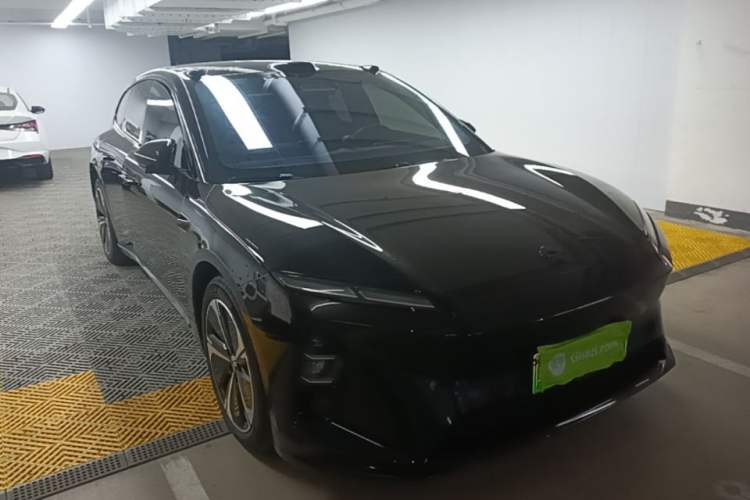 Used Nio ET5T 2025 75 kWh Touring Front Right 45 Deg