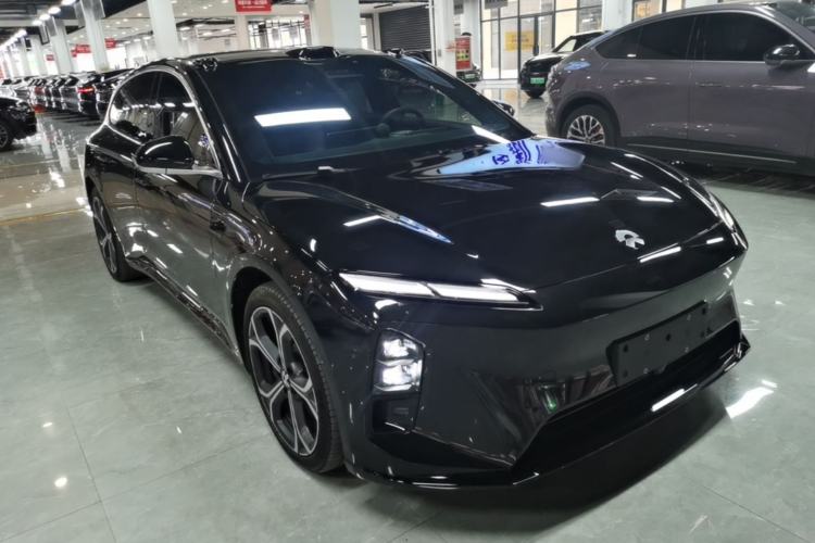 Used Nio ET5T 2025 75 kWh Touring Front Right 45 Deg
