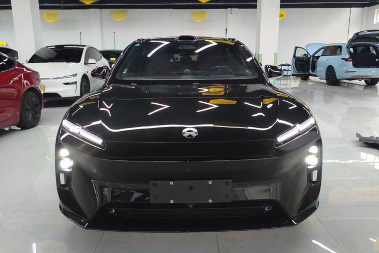 Used Nio ET5T 2025 75 kWh Touring Front