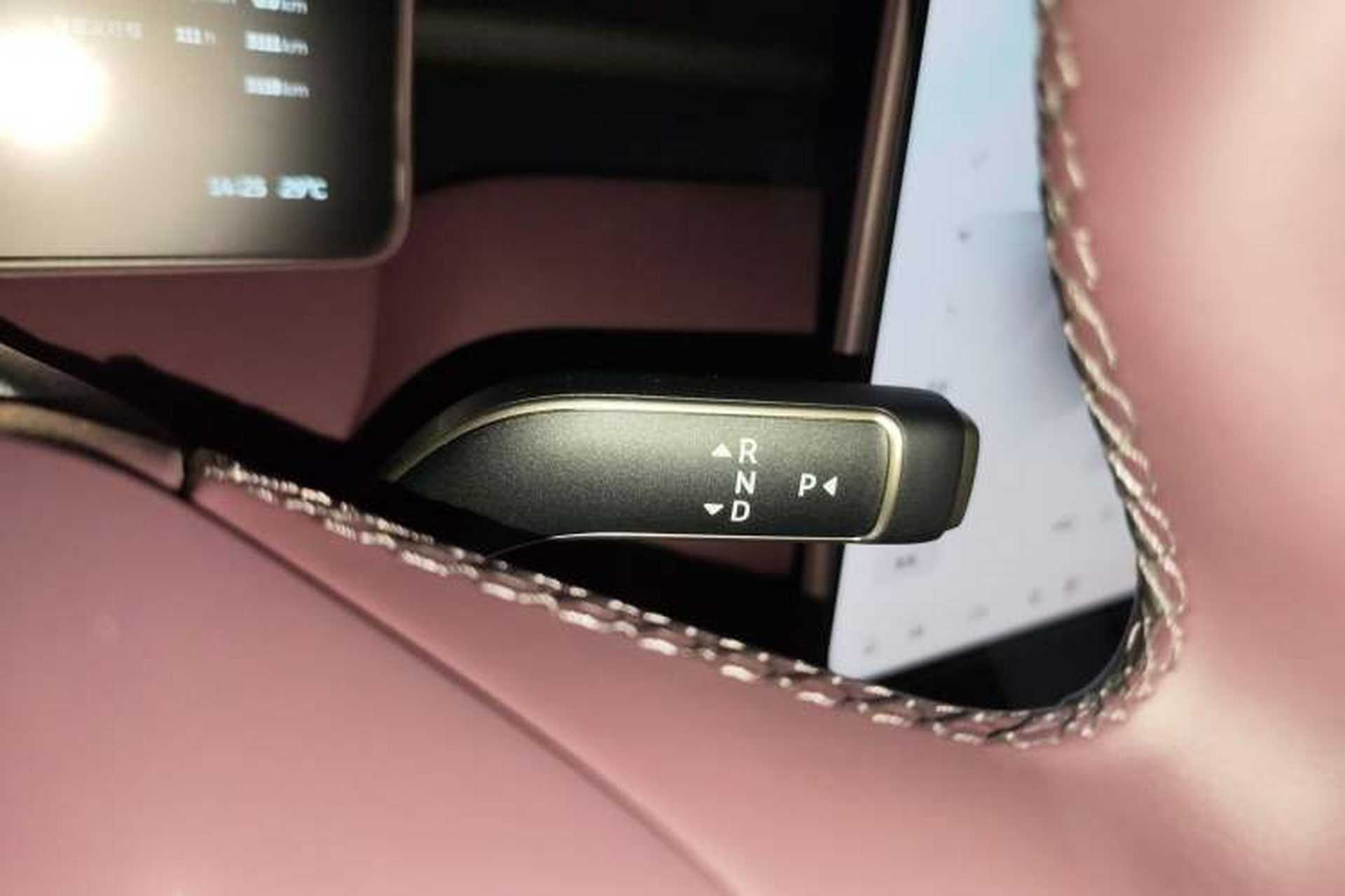 Used Nio ET5T 2025 75 kWh Touring Gear Lever