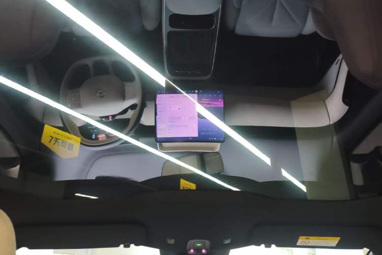 Used Nio ET5T 2025 75 kWh Touring Headliner
