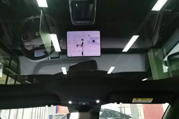 Used Nio ET5T 2025 75 kWh Touring Headliner