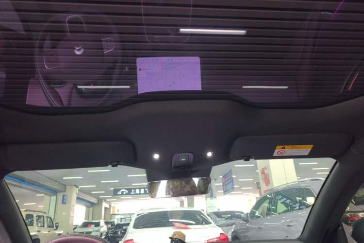 Used Nio ET5T 2025 75 kWh Touring Headliner