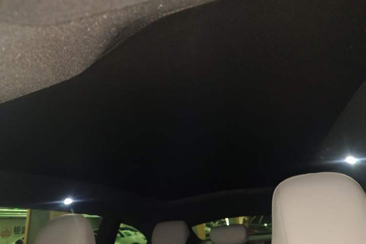 Used Nio ET5T 2025 75 kWh Touring Headliner