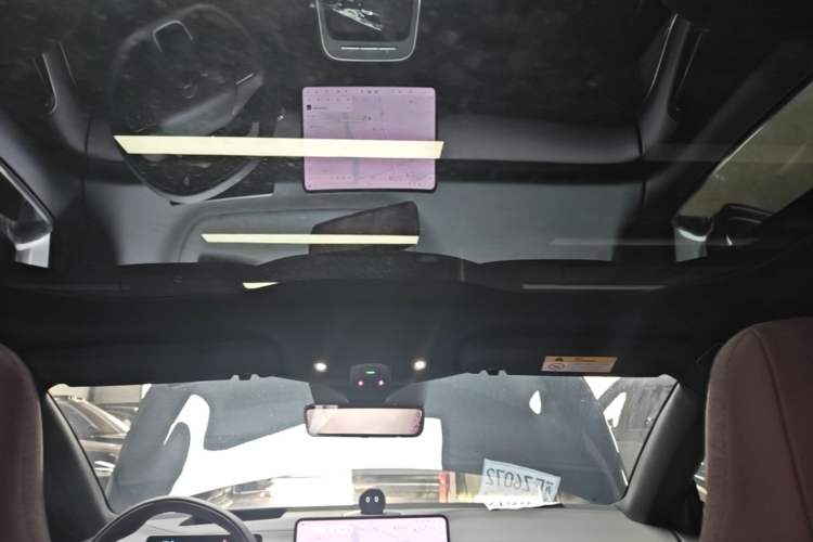 Used Nio ET5T 2025 75 kWh Touring Headliner