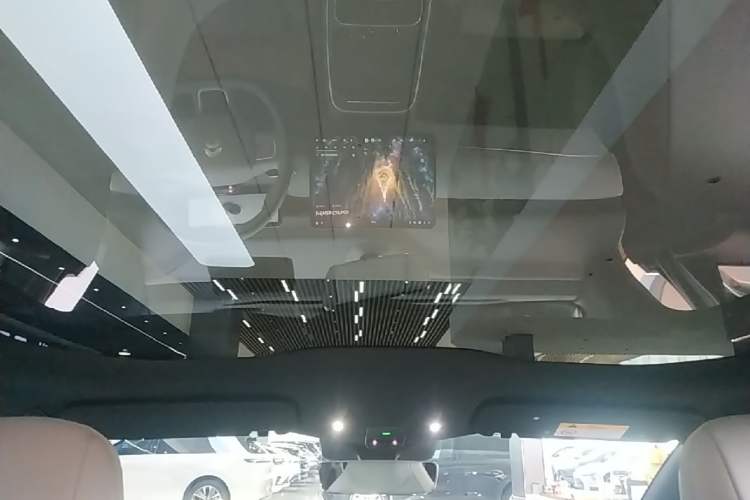 Used Nio ET5T 2025 75 kWh Touring Headliner