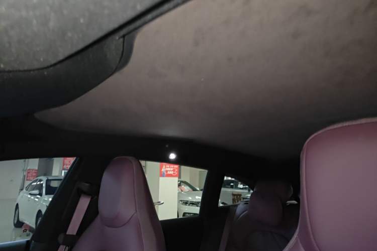 Used Nio ET5T 2025 75 kWh Touring Headliner