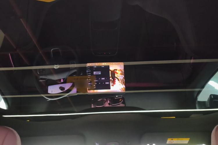 Used Nio ET5T 2025 75 kWh Touring Headliner