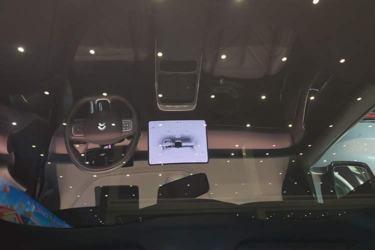 Used Nio ET5T 2025 75 kWh Touring Headliner