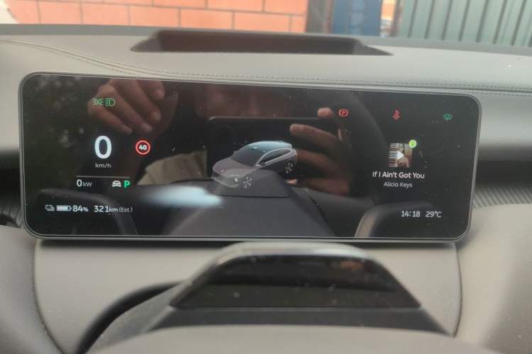 Used Nio ET5T 2025 75 kWh Touring Instrument Cluster