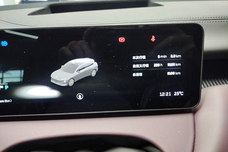 Used Nio ET5T 2025 75 kWh Touring Instrument Cluster