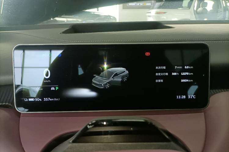 Used Nio ET5T 2025 75 kWh Touring Instrument Cluster