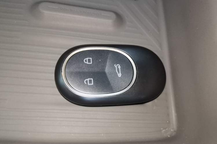 Used Nio ET5T 2025 75 kWh Touring Interior 1
