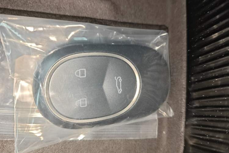 Used Nio ET5T 2025 75 kWh Touring Interior 1