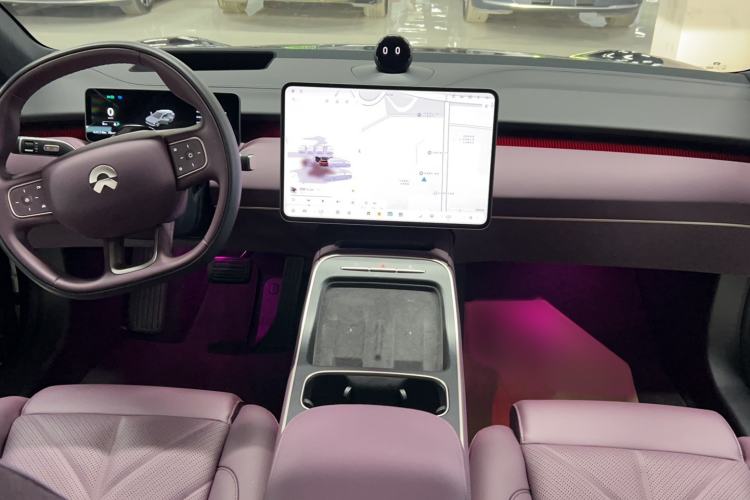 Used Nio ET5T 2025 75 kWh Touring Interior 1