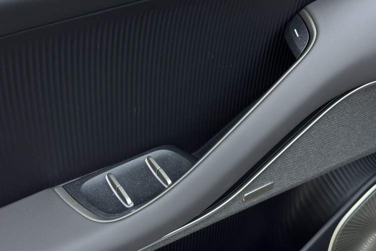 Used Nio ET5T 2025 100kWh Touring Interior 3