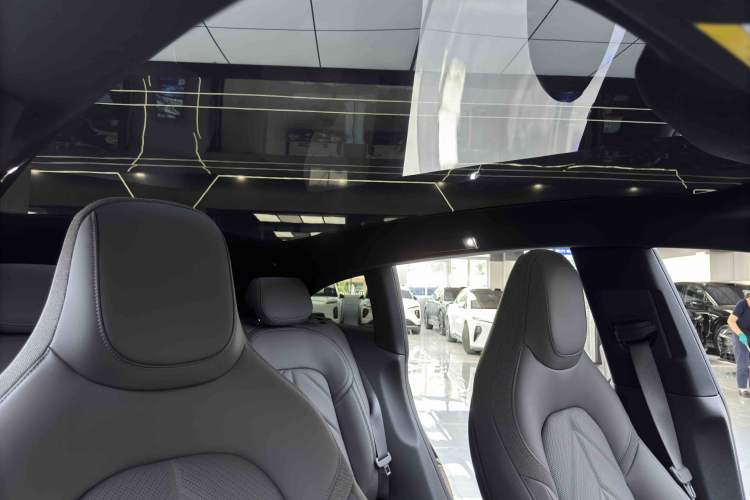Used Nio ET5T 2025 100kWh Touring Interior 4