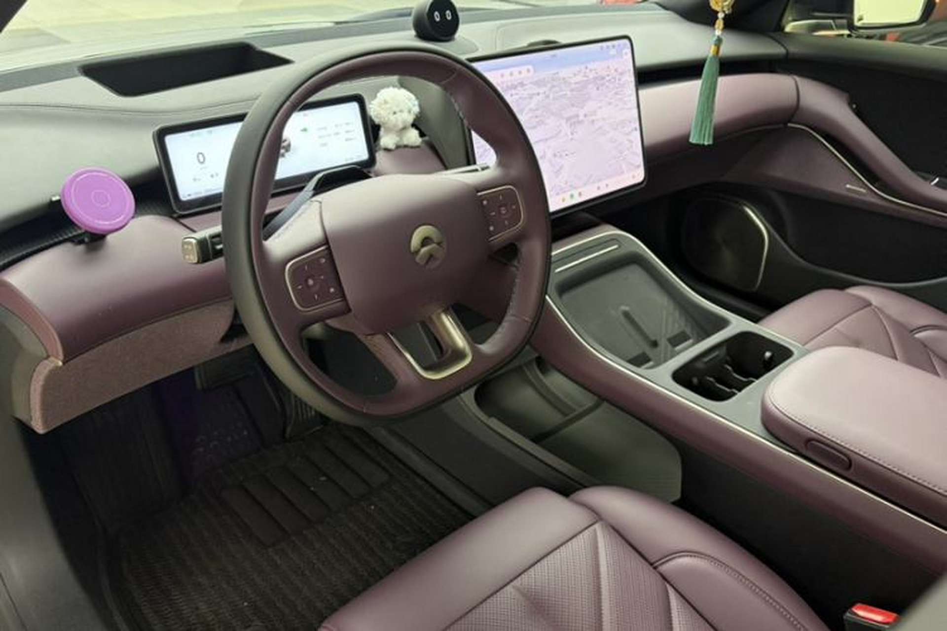 Used Nio ET5T 2025 75 kWh Touring Interior 4