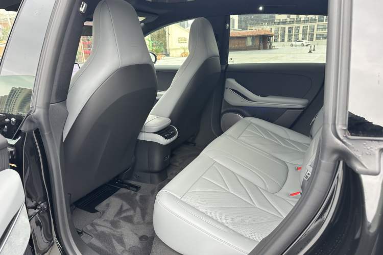 Used Nio ET5T 2025 75 kWh Touring Interior 5