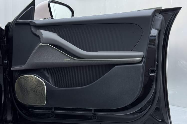 Used Nio ET5T 2025 100kWh Touring Interior 8